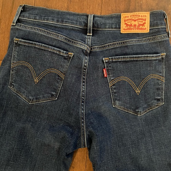 Levi’s Classic Straight - Picture 3 of 3